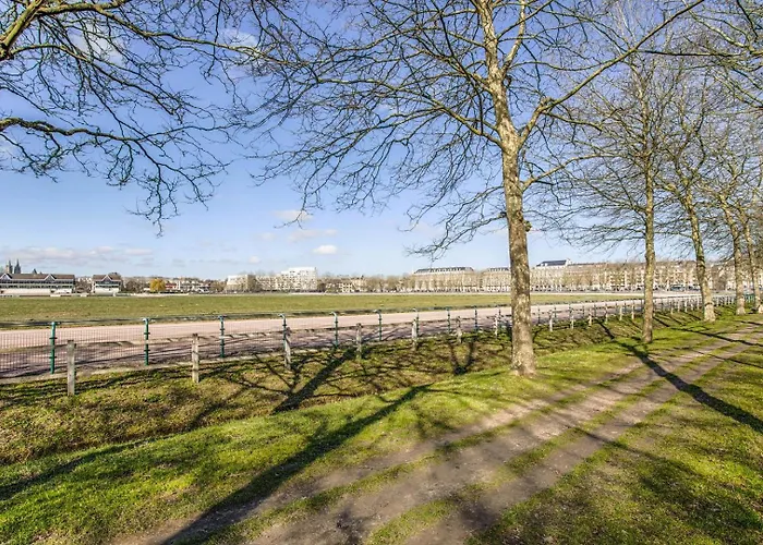 La Casa - Charme & Parking En Centre كان